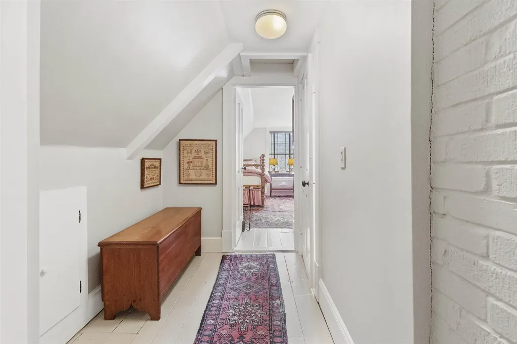 18 The Green Woodstock VT 05091