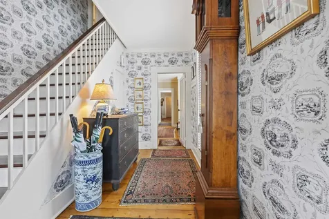 18 The Green Woodstock VT 05091