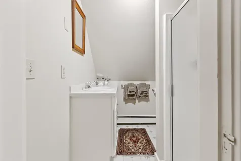 18 The Green Woodstock VT 05091