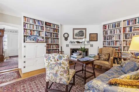 18 The Green Woodstock VT 05091