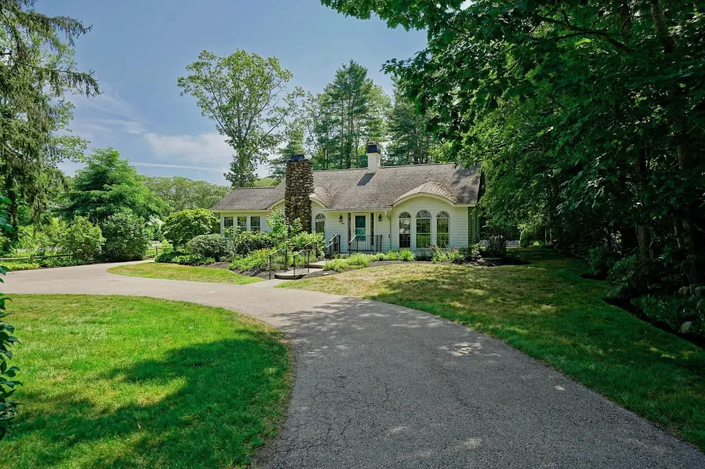 288 Harbor Road Rye NH 03870