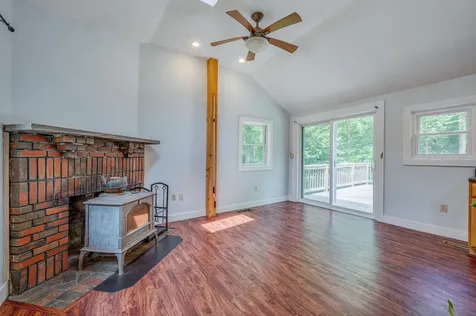 390 Bradford Road Newport NH 03773