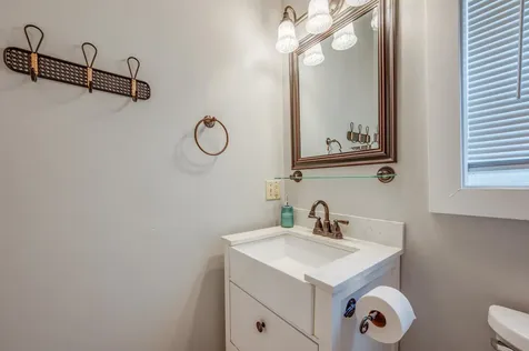 390 Bradford Road Newport NH 03773