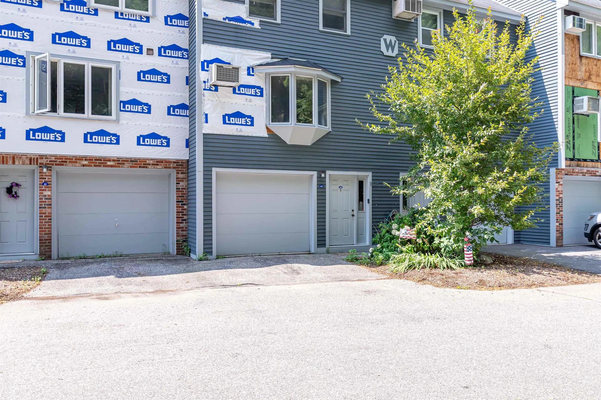 44 Valley West Way Manchester NH 03102