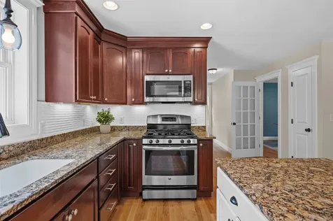 34 Victory Way Dover NH 03820