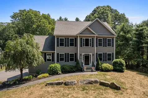 34 Victory Way Dover NH 03820