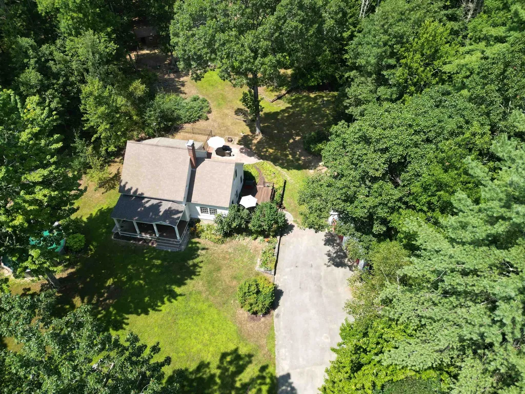 8 Earle Drive Lee NH 03861
