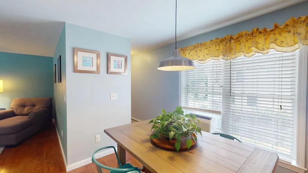 7 Devinne Drive Concord NH 03301