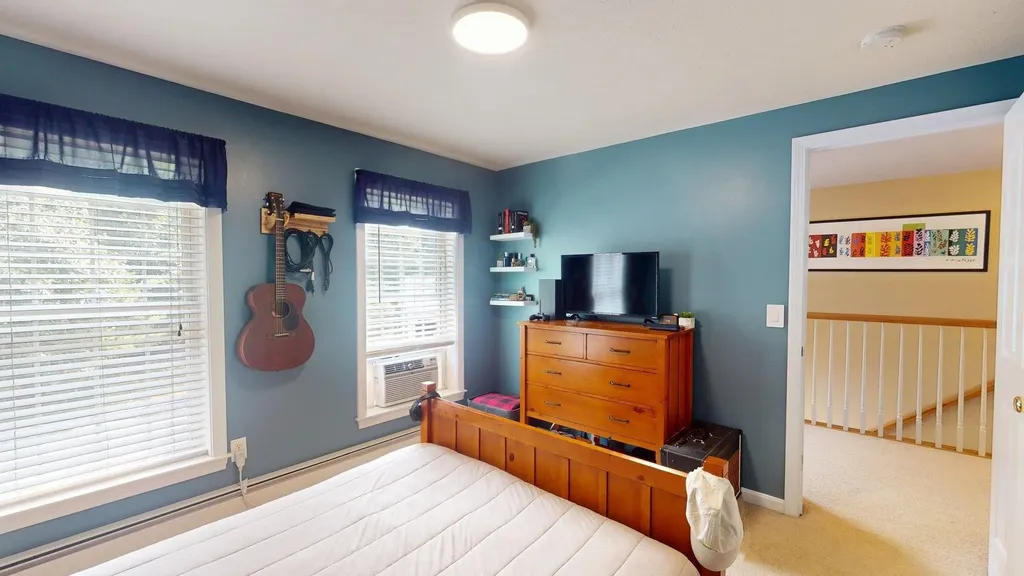 7 Devinne Drive Concord NH 03301