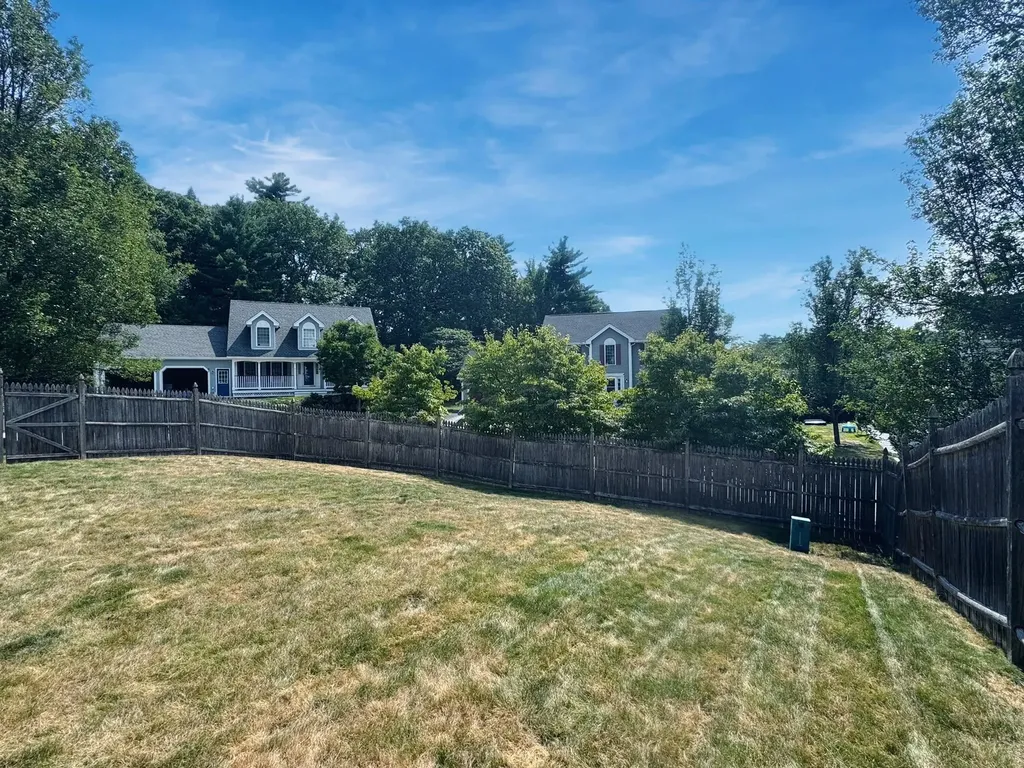 7 Devinne Drive Concord NH 03301