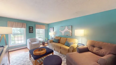 7 Devinne Drive Concord NH 03301