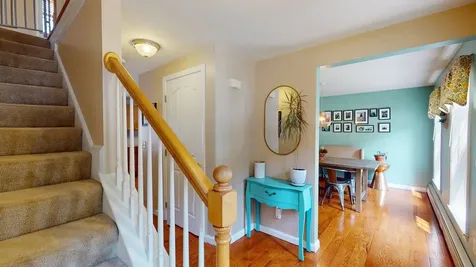 7 Devinne Drive Concord NH 03301