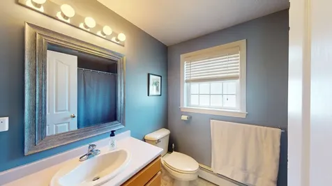 7 Devinne Drive Concord NH 03301