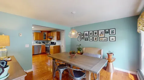 7 Devinne Drive Concord NH 03301