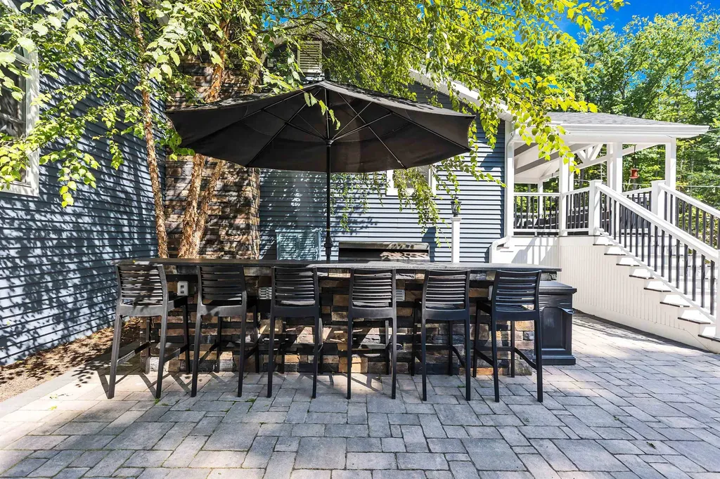 16 Matthew Patten Drive Bedford NH 03110