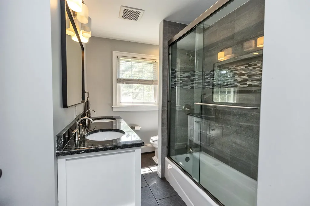 16 Matthew Patten Drive Bedford NH 03110