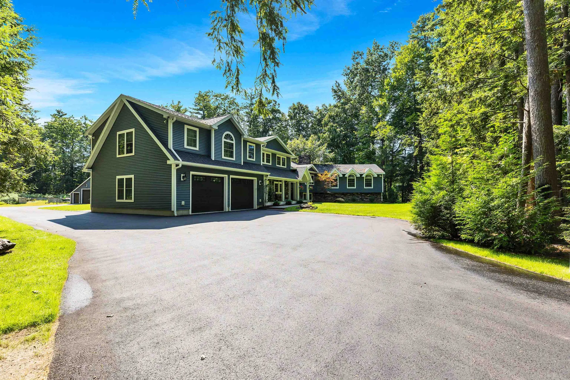 16 Matthew Patten Drive Bedford NH 03110