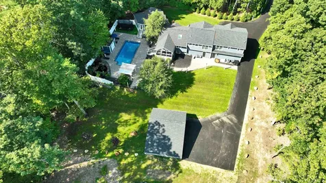 16 Matthew Patten Drive Bedford NH 03110