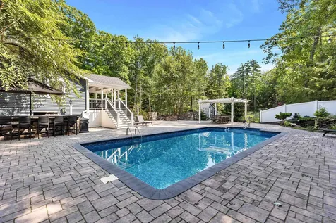 16 Matthew Patten Drive Bedford NH 03110