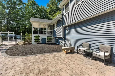 16 Matthew Patten Drive Bedford NH 03110