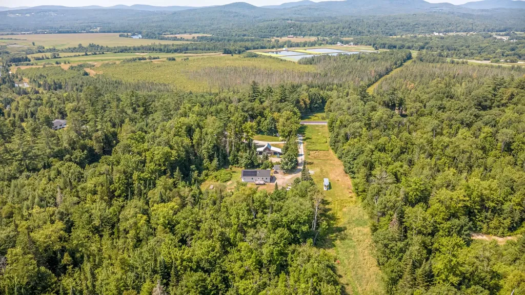 138 Elm Street Lancaster NH 03584