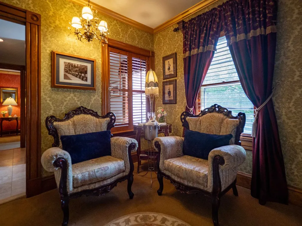 41 Pleasant Street Woodstock VT 05091