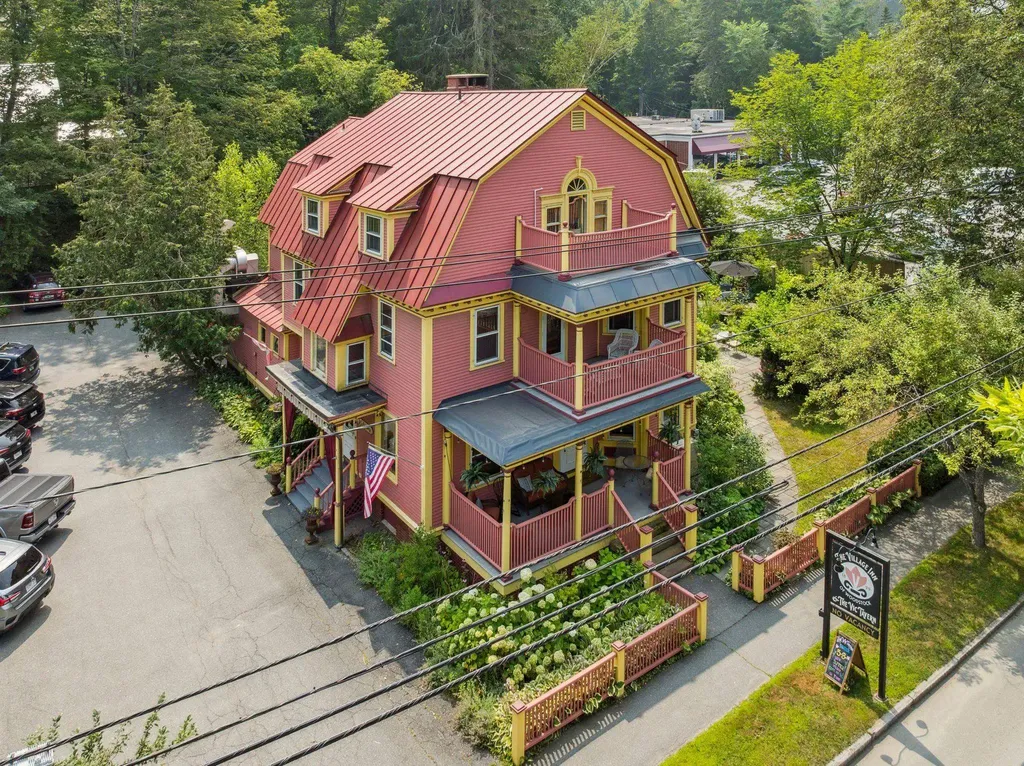 41 Pleasant Street Woodstock VT 05091