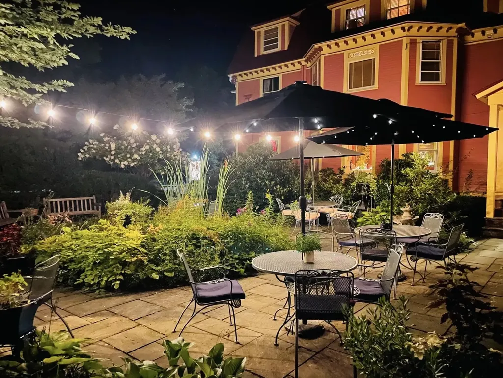 41 Pleasant Street Woodstock VT 05091