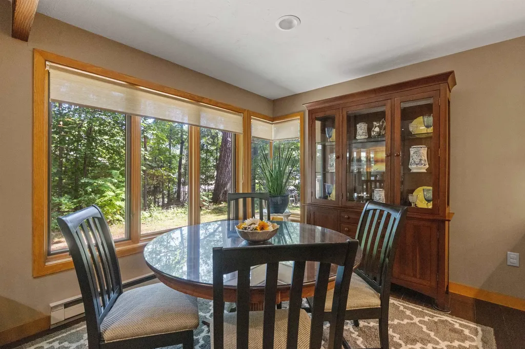 2696 Lake Shore Road Gilford NH 03249