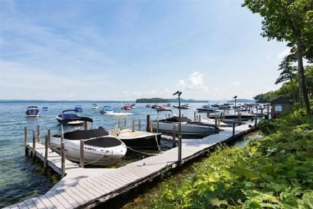 2696 Lake Shore Road Gilford NH 03249