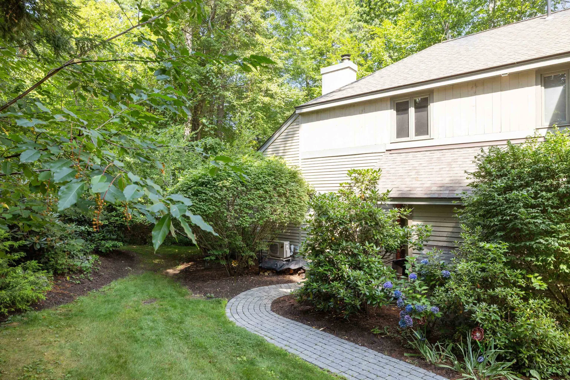 2696 Lake Shore Road Gilford NH 03249