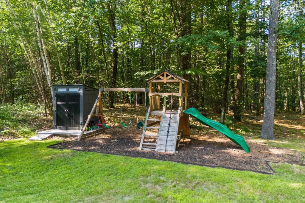 525 Franklin Pierce Highway Barrington NH 03825