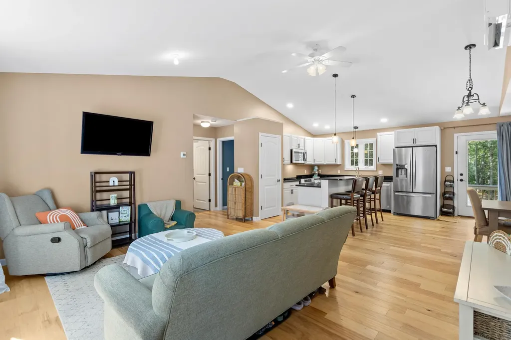 525 Franklin Pierce Highway Barrington NH 03825