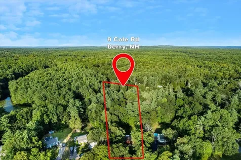 9 Cole Road Derry NH 03038