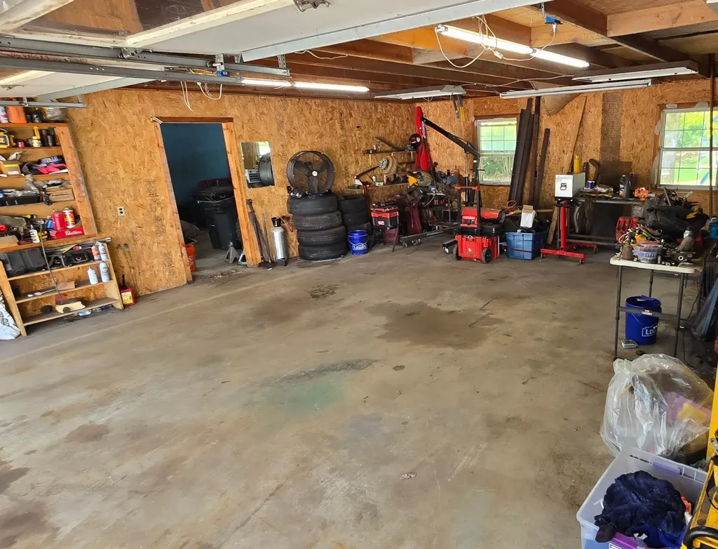 49 Bear Hill Road Hillsborough NH 03244