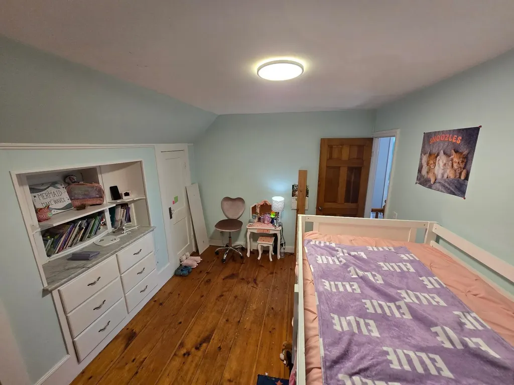 49 Bear Hill Road Hillsborough NH 03244
