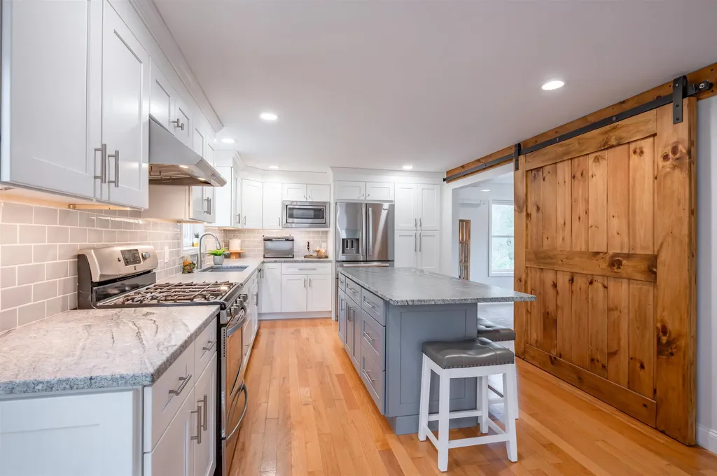 6 Cortland Drive Epping NH 03042