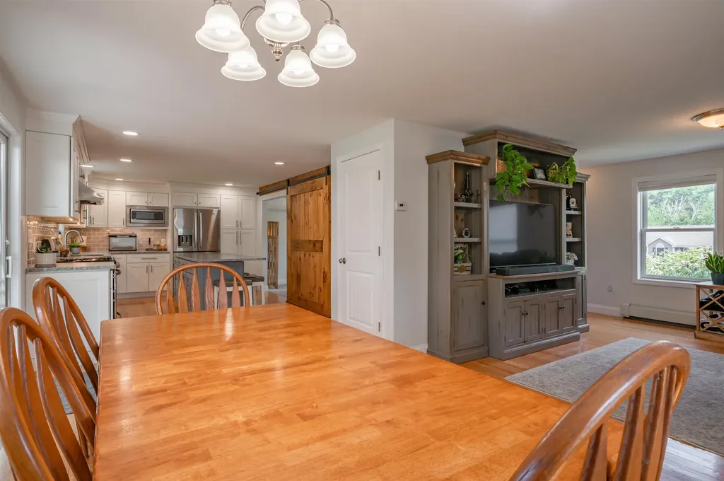 6 Cortland Drive Epping NH 03042