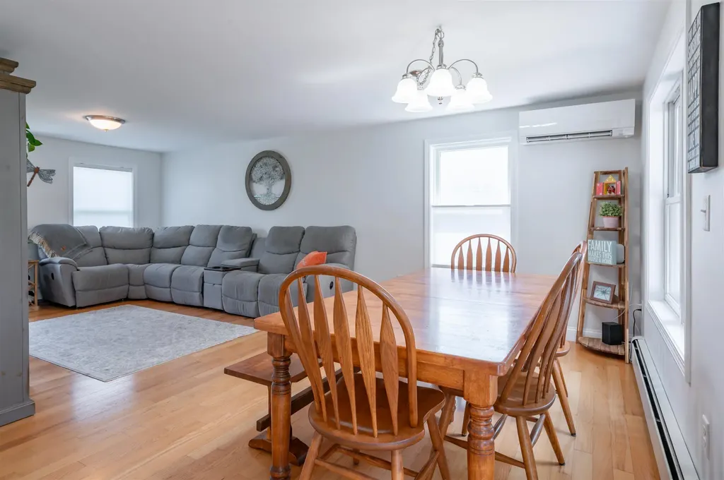 6 Cortland Drive Epping NH 03042