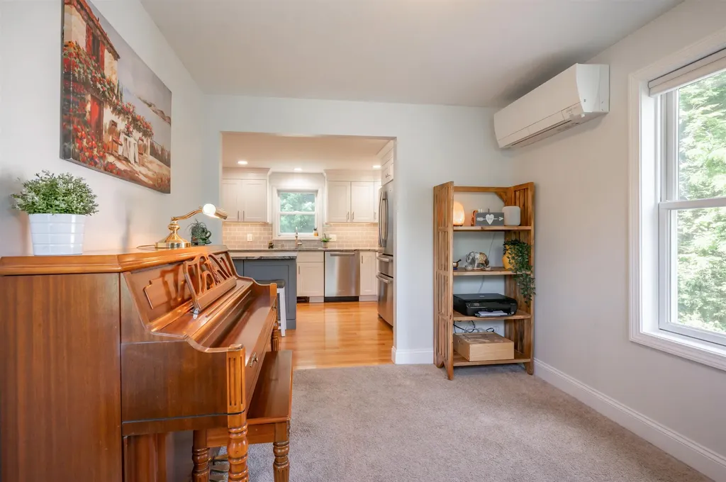 6 Cortland Drive Epping NH 03042