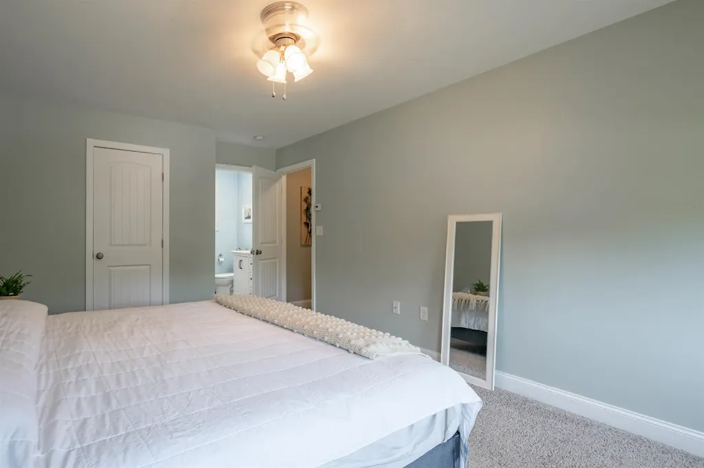 6 Cortland Drive Epping NH 03042