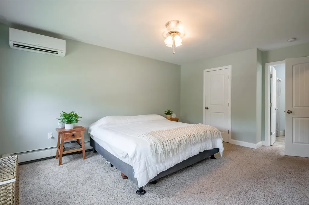 6 Cortland Drive Epping NH 03042