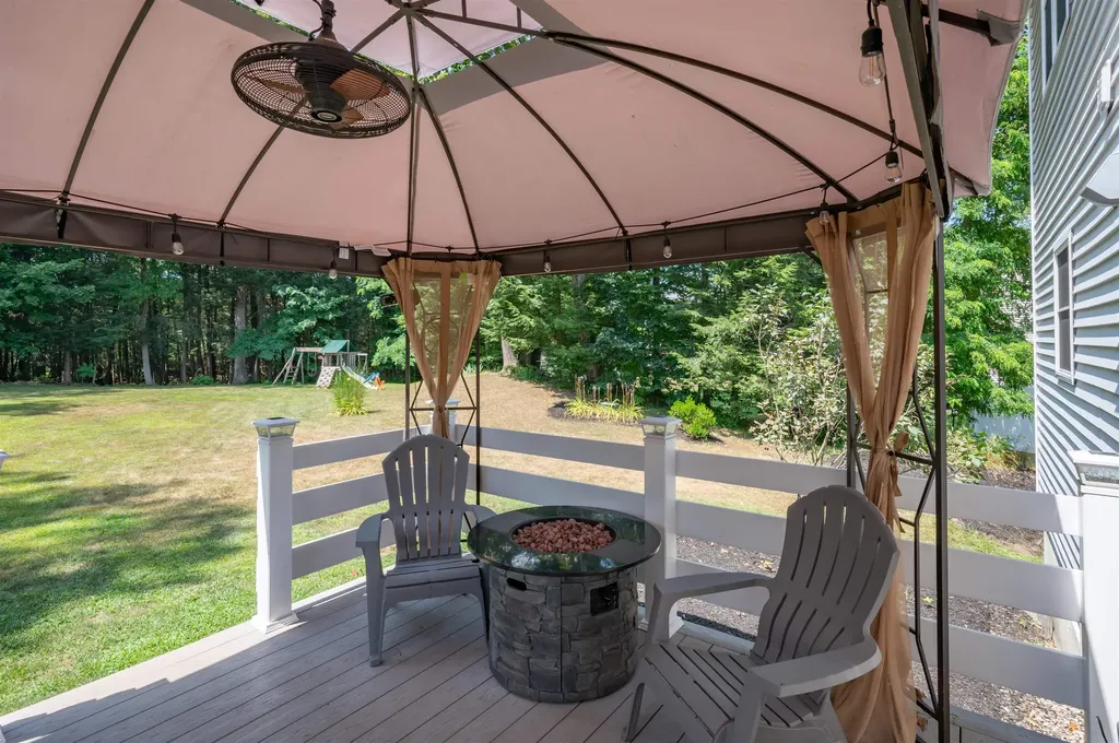 6 Cortland Drive Epping NH 03042