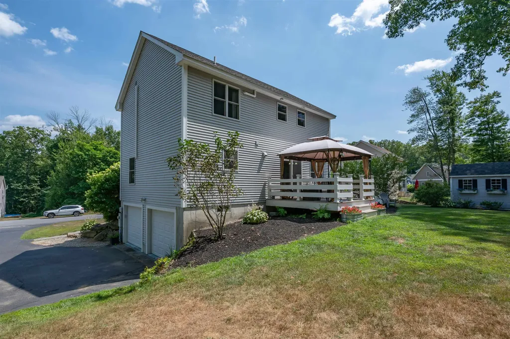 6 Cortland Drive Epping NH 03042