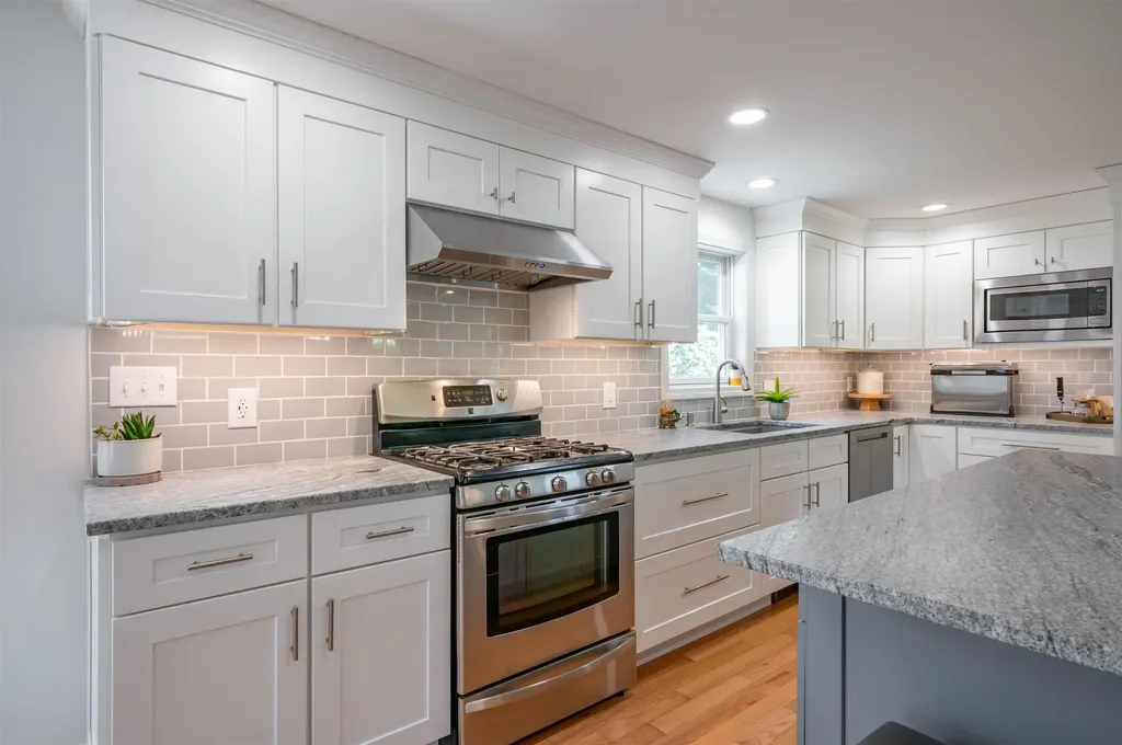 6 Cortland Drive Epping NH 03042