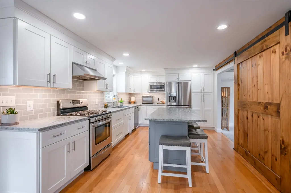 6 Cortland Drive Epping NH 03042