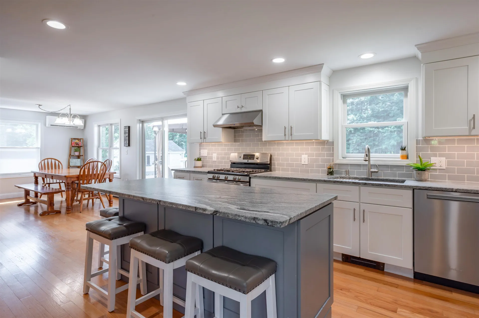 6 Cortland Drive Epping NH 03042