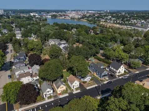 325 Bartlett Street Portsmouth NH 03801