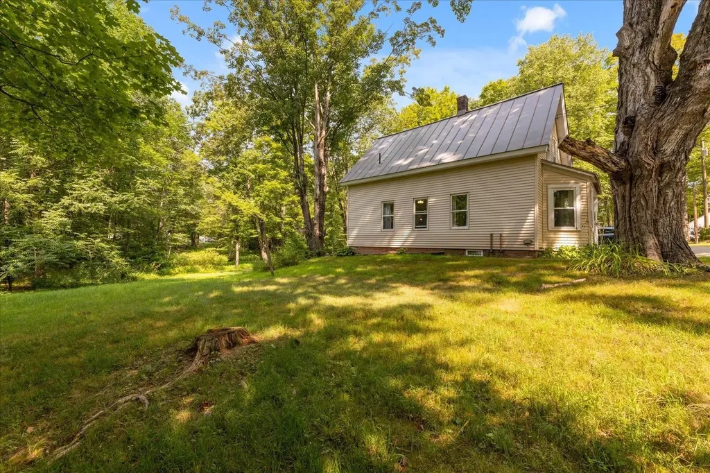 12 Miner Court Winchester NH 03470