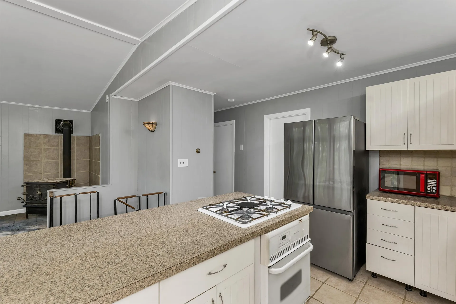 2832 Nh Route 175 Thornton NH 03285